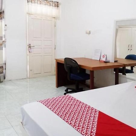 Oyo 3741 Mutiara Syariah 1 Mataram Exterior foto